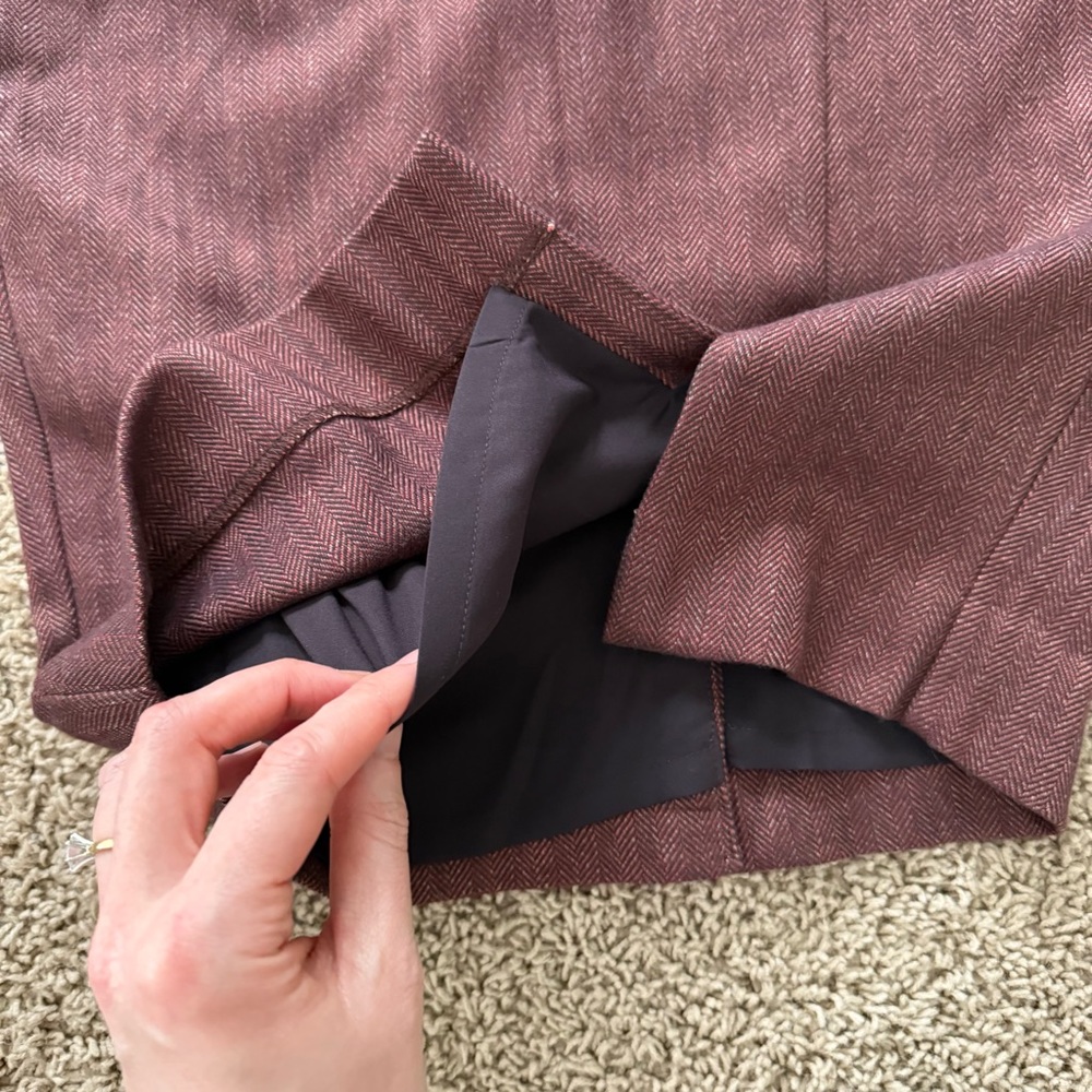 The Limited NWT Pencil Skirt - Picture 7 of 12